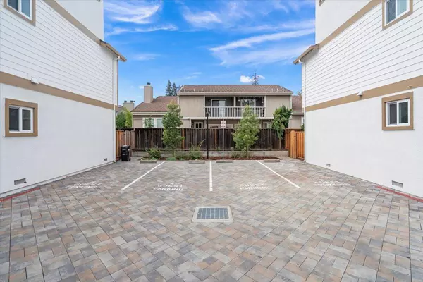 Campbell, CA 95008,186 Rincon Avenue