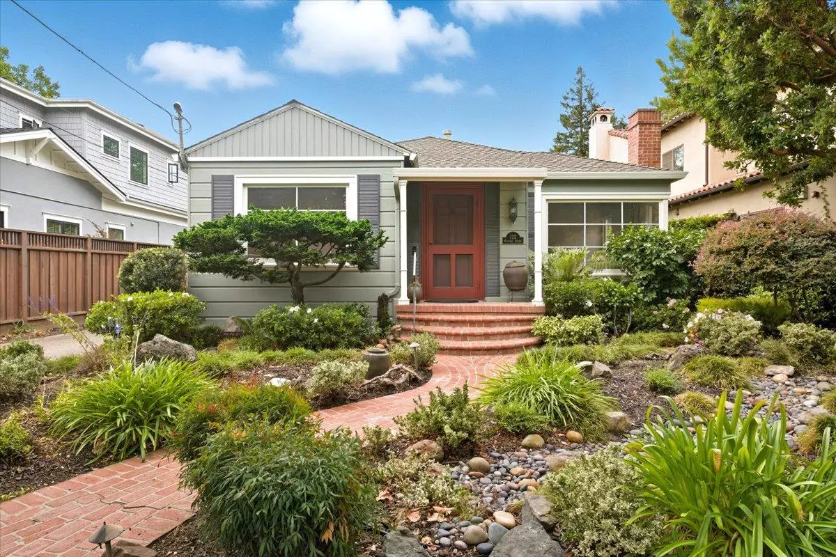 Redwood City, CA 94062,125 Warwick Street