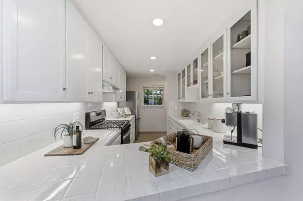 Menlo Park, CA 94025,1962 Menalto #B