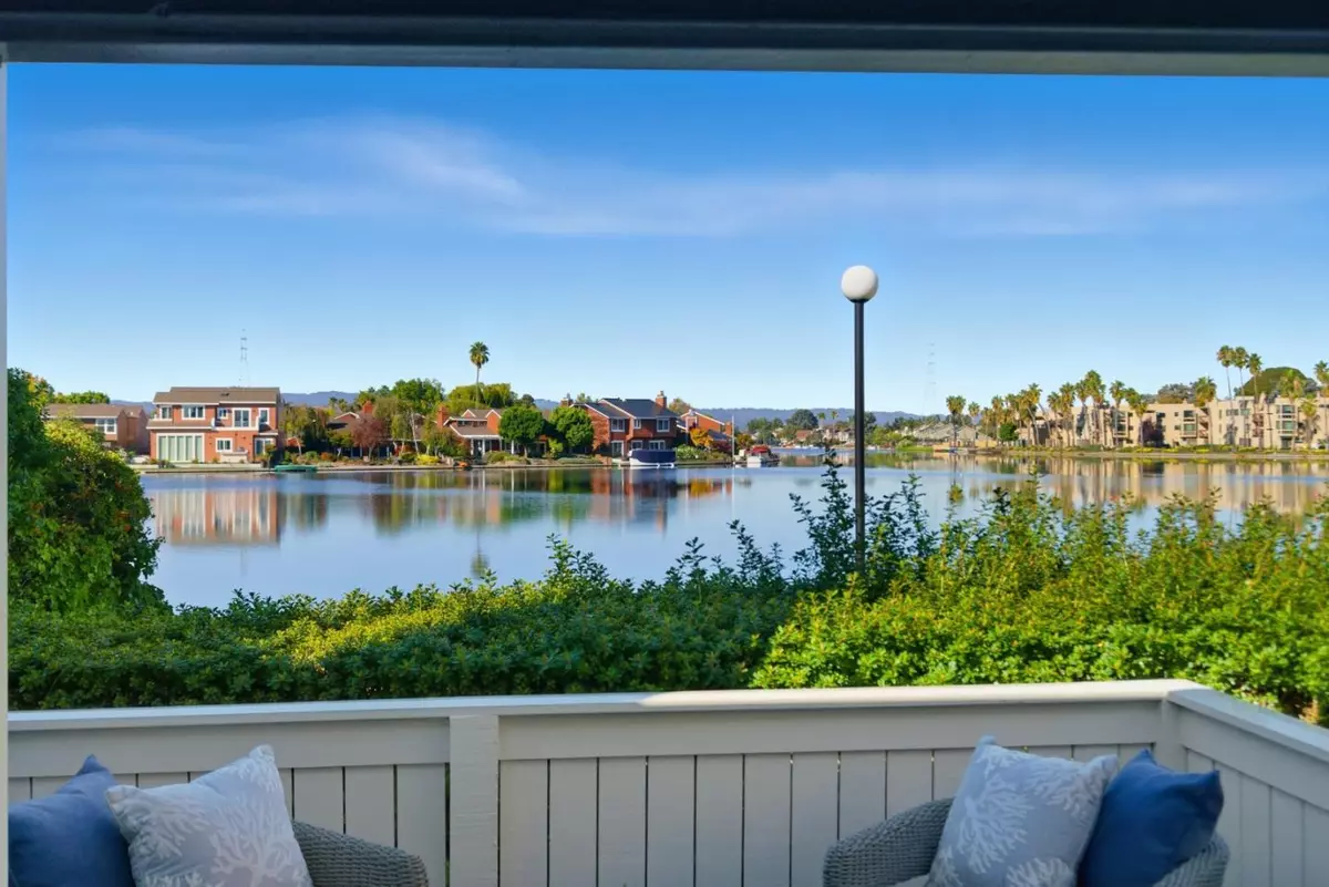 Foster City, CA 94404,1024 Rudder Lane