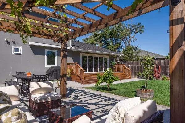 San Mateo, CA 94403,467 22nd Avenue