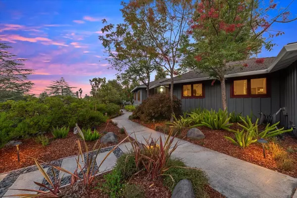 Portola Valley, CA 94028,375 La Cuesta Drive