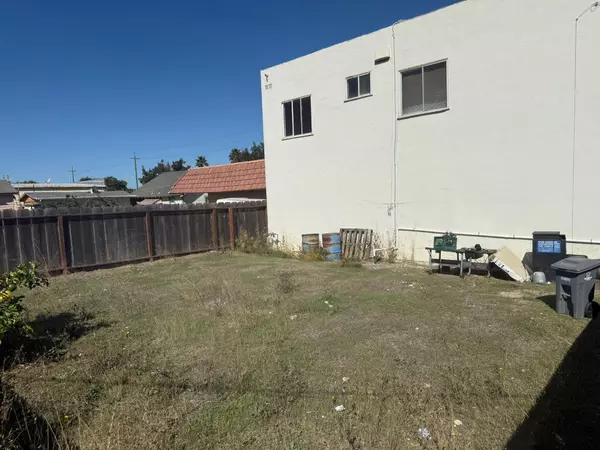 Salinas, CA 93905,3 S Wood Street