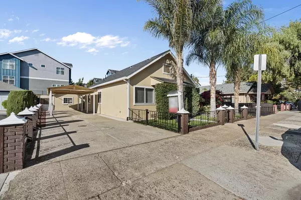 Gilroy, CA 95020,7621 Forest Street