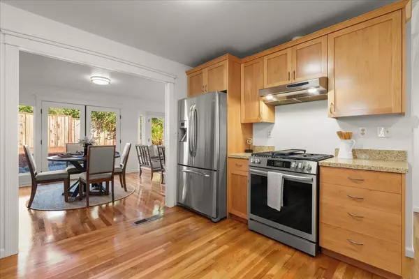 Soquel, CA 95073,204 Nathan Court