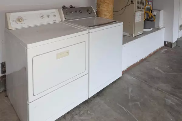 Redwood City, CA 94061,1013 Woodside Road