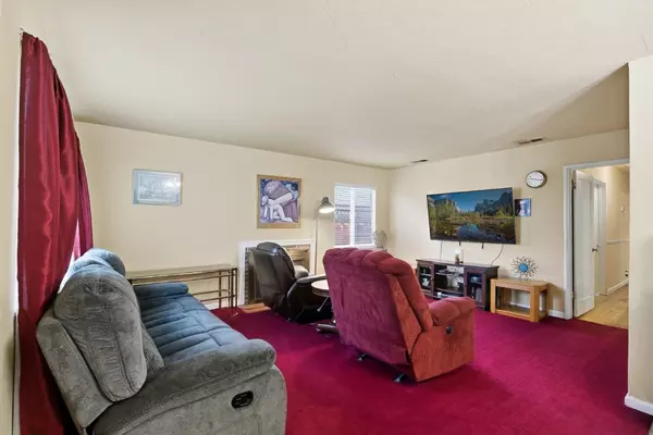 San Jose, CA 95116,82 Magellan Avenue