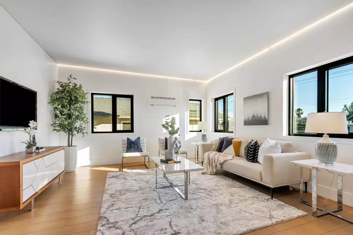 Union City, CA 94587,33852 11th Street