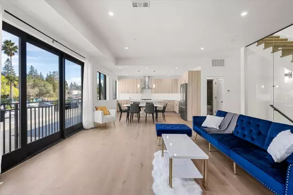 924 Woodside Road, Redwood City, CA 94061