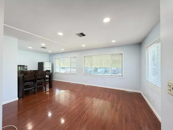 San Jose, CA 95136,3637 Snell Avenue #spc 27