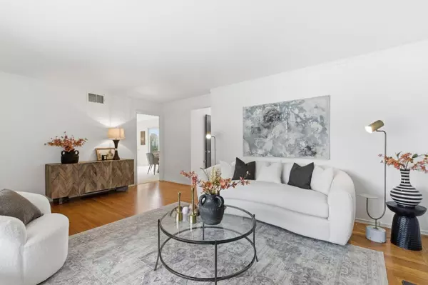 South San Francisco, CA 94080,467 Holly Avenue