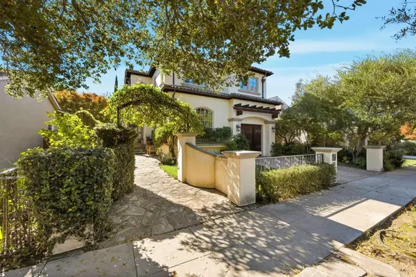 San Carlos, CA 94070,926 Rosewood Avenue