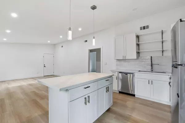 San Jose, CA 95126,514 Mayellen Avenue