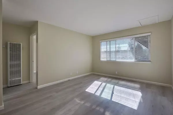 Redwood City, CA 94061,1151 Davis Street