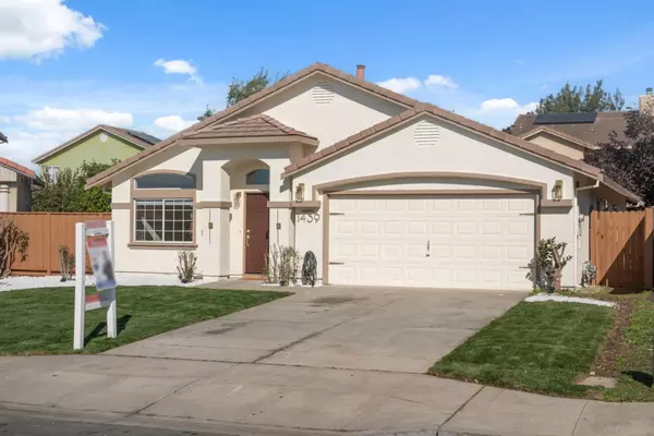 Salinas, CA 93905,1439 Wolf Court