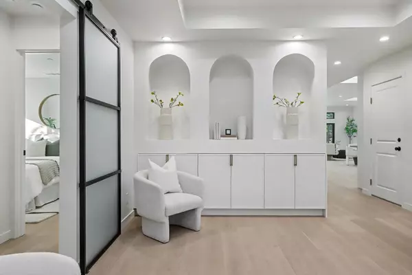 Sunnyvale, CA 94087,1125 Plymouth Drive