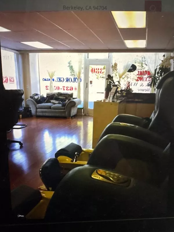 San Carlos, CA 94070,1620 El Camino Real