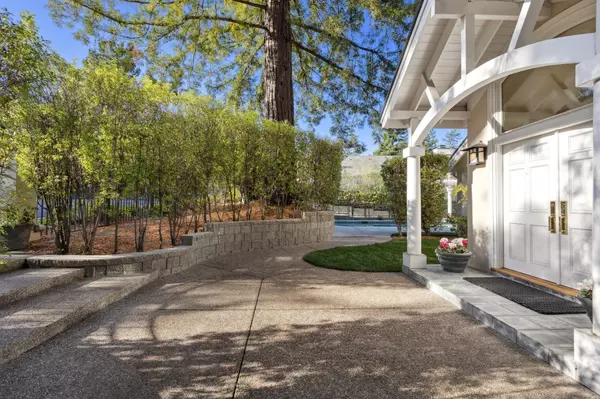 Hillsborough, CA 94010,300 Glendale Road