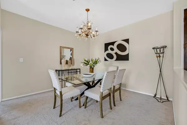 Burlingame, CA 94010,1515 Floribunda Avenue #302