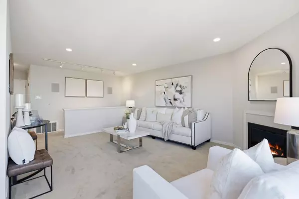 Daly City, CA 94014,88 Alta Vista Way