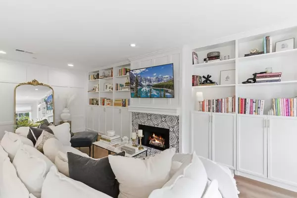 Menlo Park, CA 94025,20 Willow Road #7