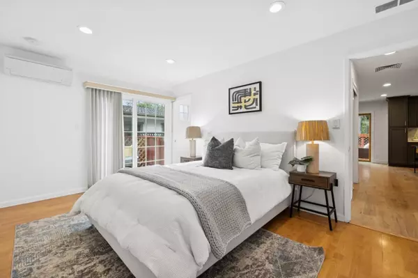 Saratoga, CA 95070,14400 Springer Avenue