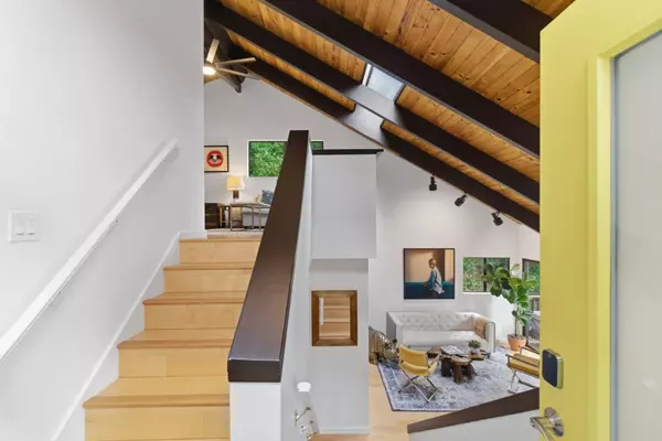 Oakland, CA 94611,2343 Arrowhead Drive