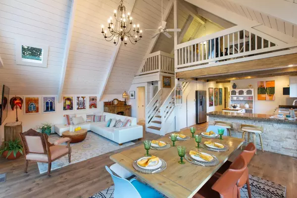 Salinas, CA 93908,412 Corral De Tierra Road