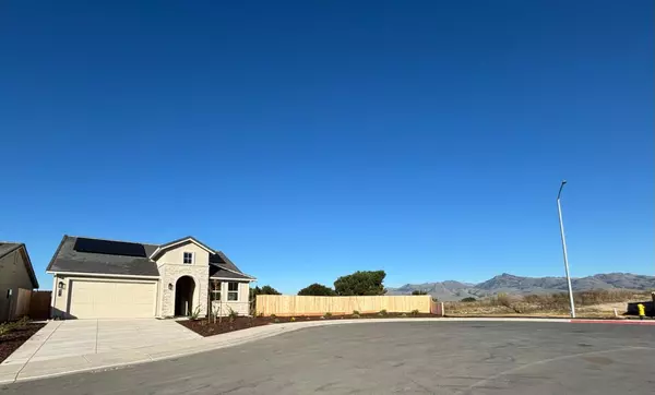 Hollister, CA 95023,884 Carmelina Court