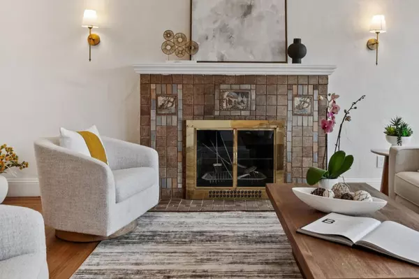 San Francisco, CA 94127,929 Darien Way