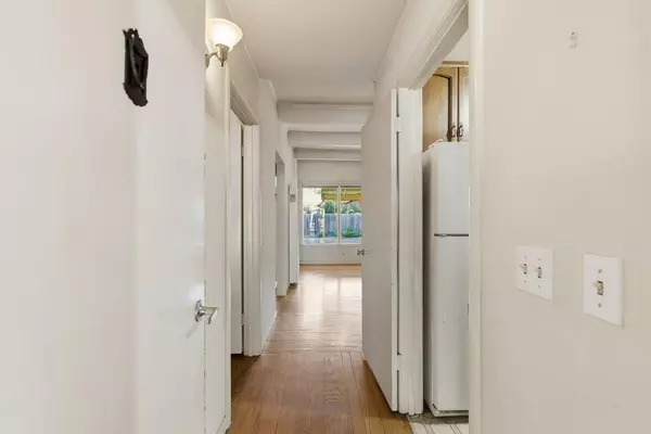 Atherton, CA 94027,80 Watkins Avenue