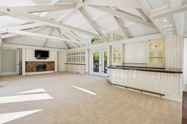 Atherton, CA 94027,39 Faxon Road