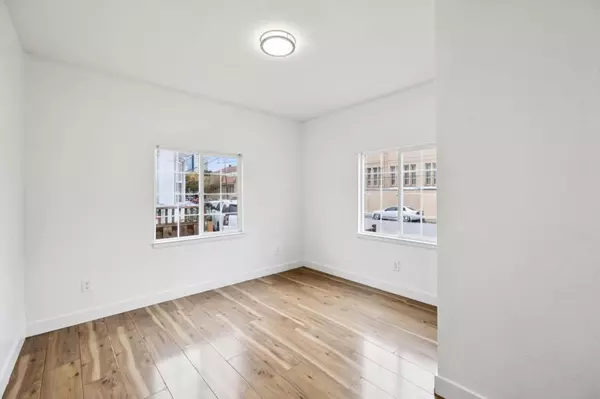 San Jose, CA 95110,735 Locust Street