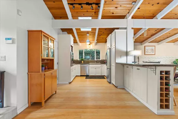 Aptos, CA 95003,640 Rio Del Mar Boulevard