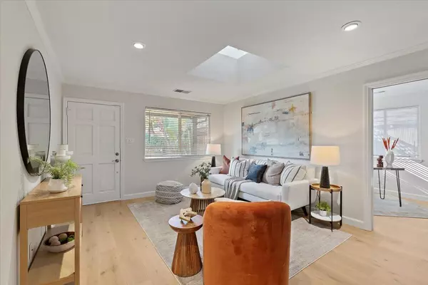 Los Gatos, CA 95032,167 Las Astas Drive