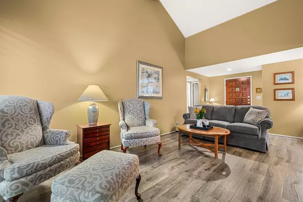 Walnut Creek, CA 94598,30 Northcreek Place