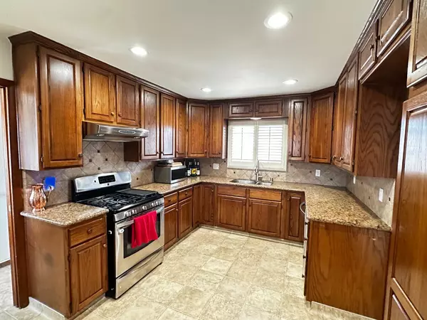 Watsonville, CA 95076,87 Beverly Drive