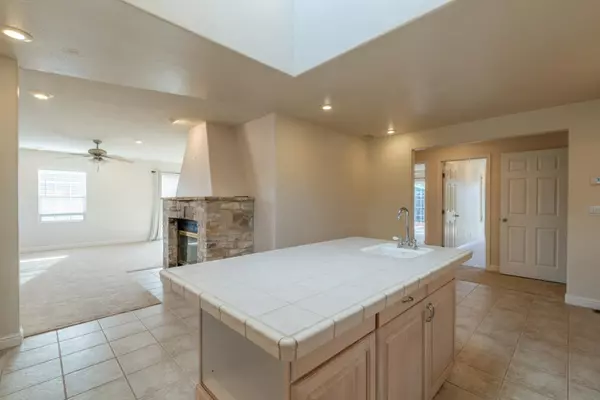 Monterey, CA 93940,140 John Street