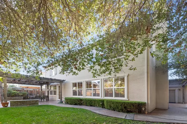 Gilroy, CA 95020,9652 Cooper Place