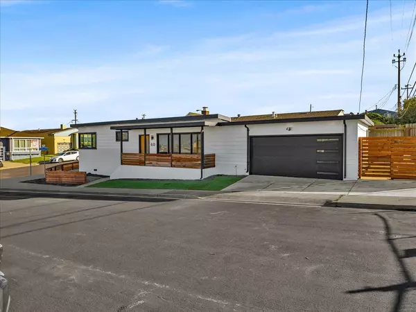 Daly City, CA 94015,60 Wavecrest Drive