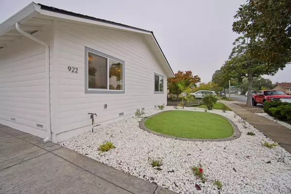 Sunnyvale, CA 94086,922 Iris Avenue