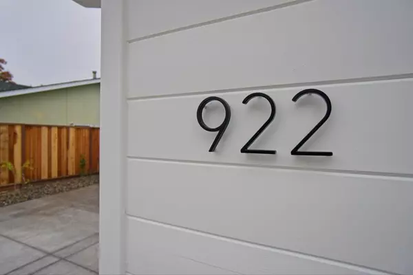 Sunnyvale, CA 94086,922 Iris Avenue
