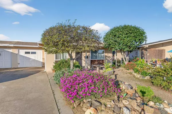 8 Carita Court, Watsonville, CA 95076