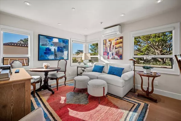 Carmel, CA 93921,0 San Carlos 2 NW of Santa Lucia