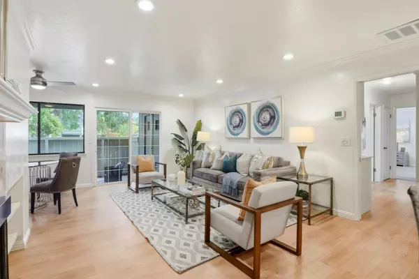 Saratoga, CA 95070,14351 Saratoga Avenue #A