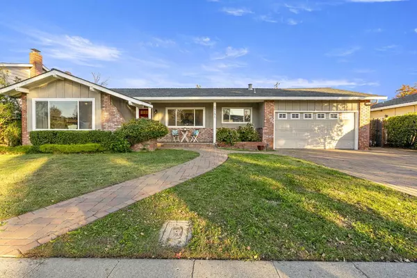 Mountain View, CA 94040,2741 Doverton Square