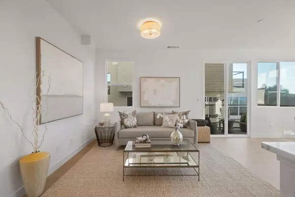 Pacifica, CA 94044,809 Fassler Avenue