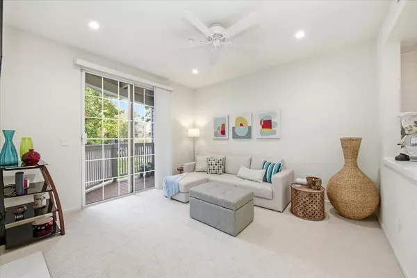 Sunnyvale, CA 94085,608 Arcadia Terrace #201