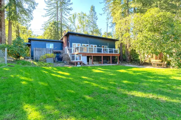 5914 Channel Drive, Santa Rosa, CA 95409