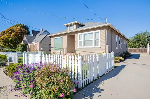 Salinas, CA 93901,35 Maple Street